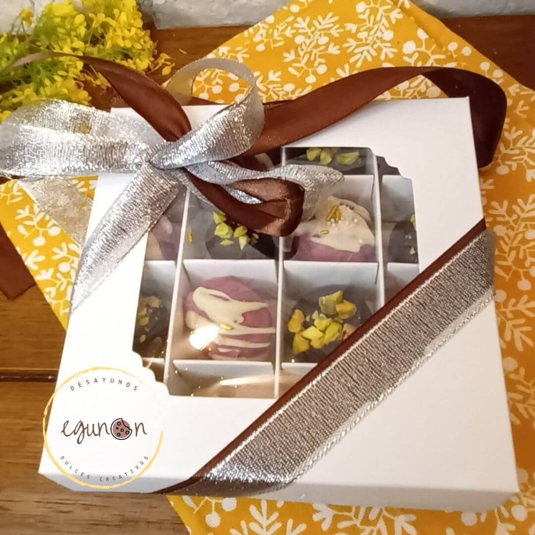 bizcocho, chocolate, trufas, regalo, a domicilio