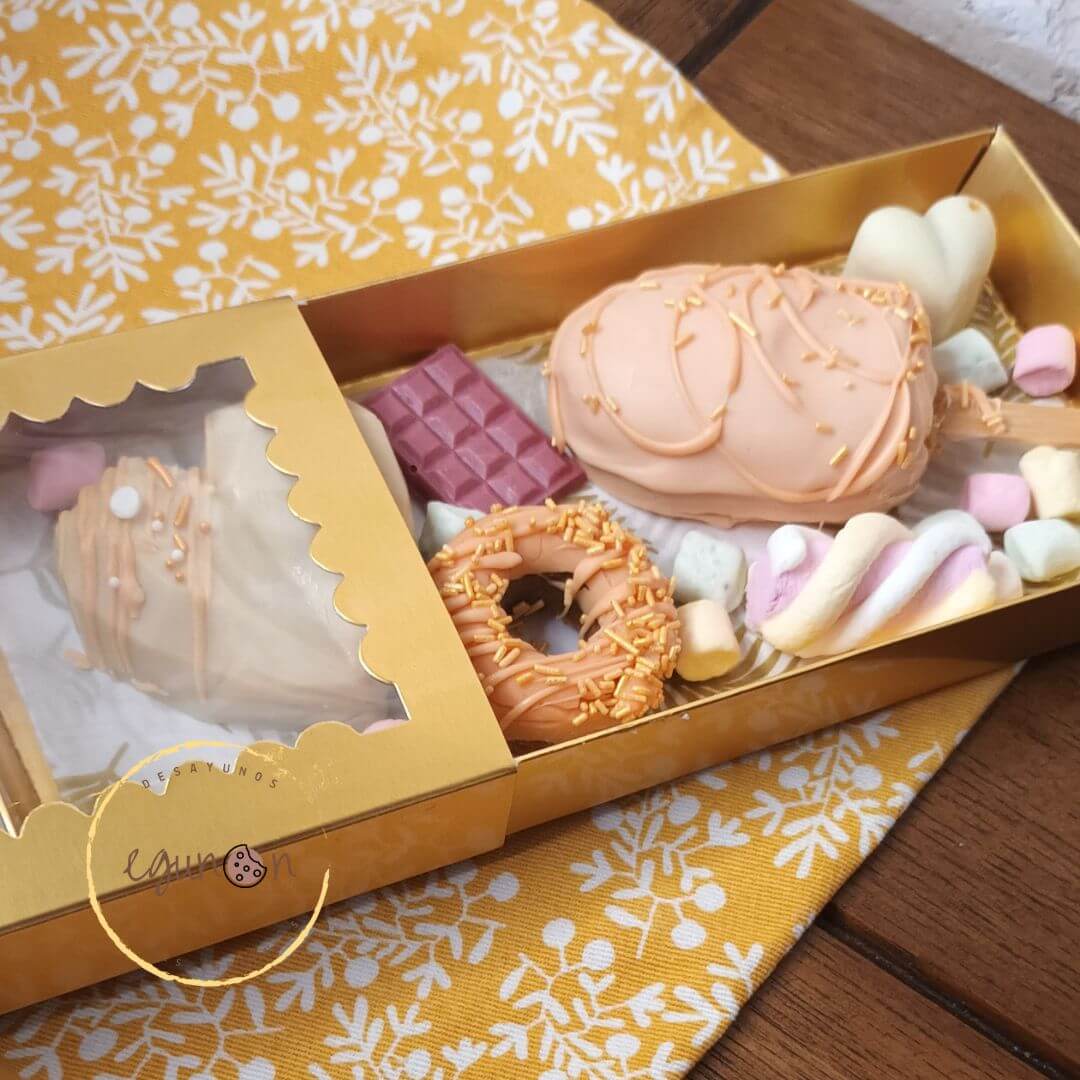 mix dulces, bizcocho y chocolate, a domicilio, donas, diamantes, paletas de bizcocho, cakesicles, popcakes